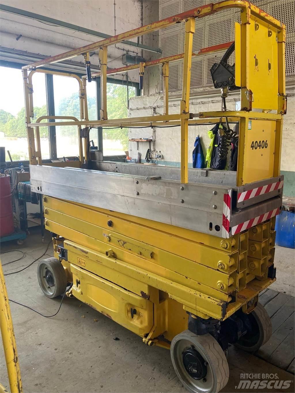 JLG 2630 ES Käärtõstukid
