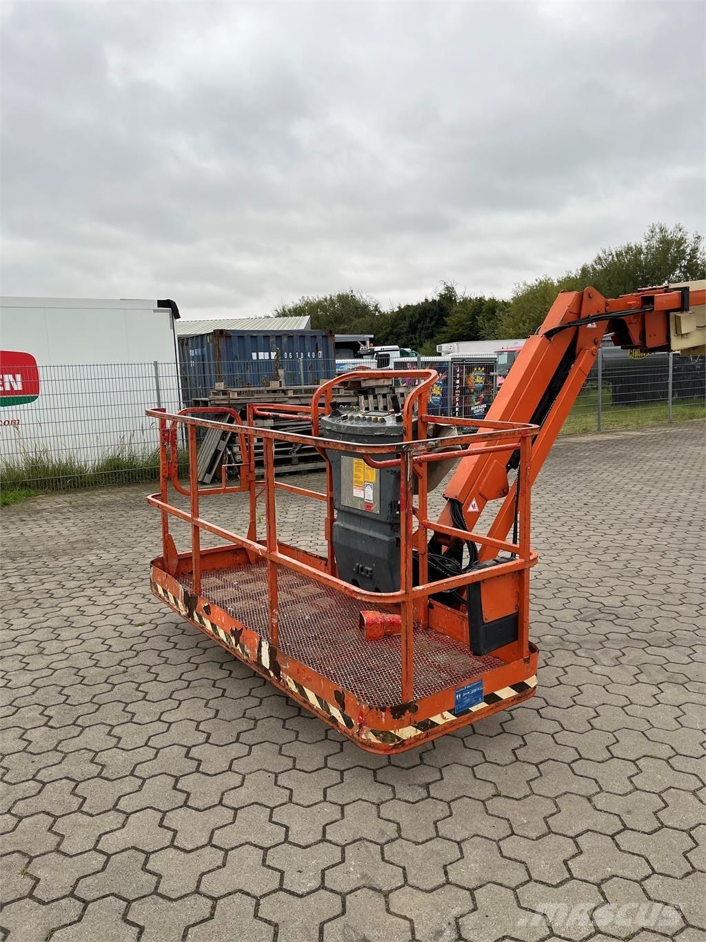 JLG 860 SJ Teleskoop poomtõstukid