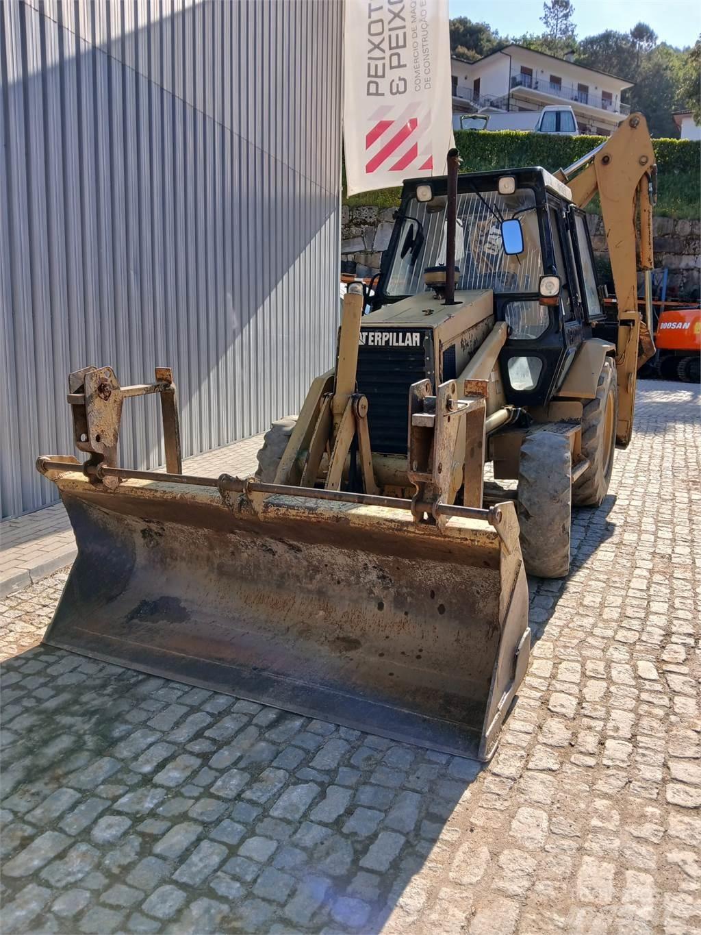 CAT 428B Ekskavaatorlaadurid