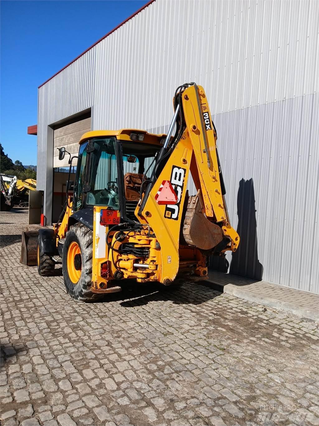 JCB 3CX Ekskavaatorlaadurid