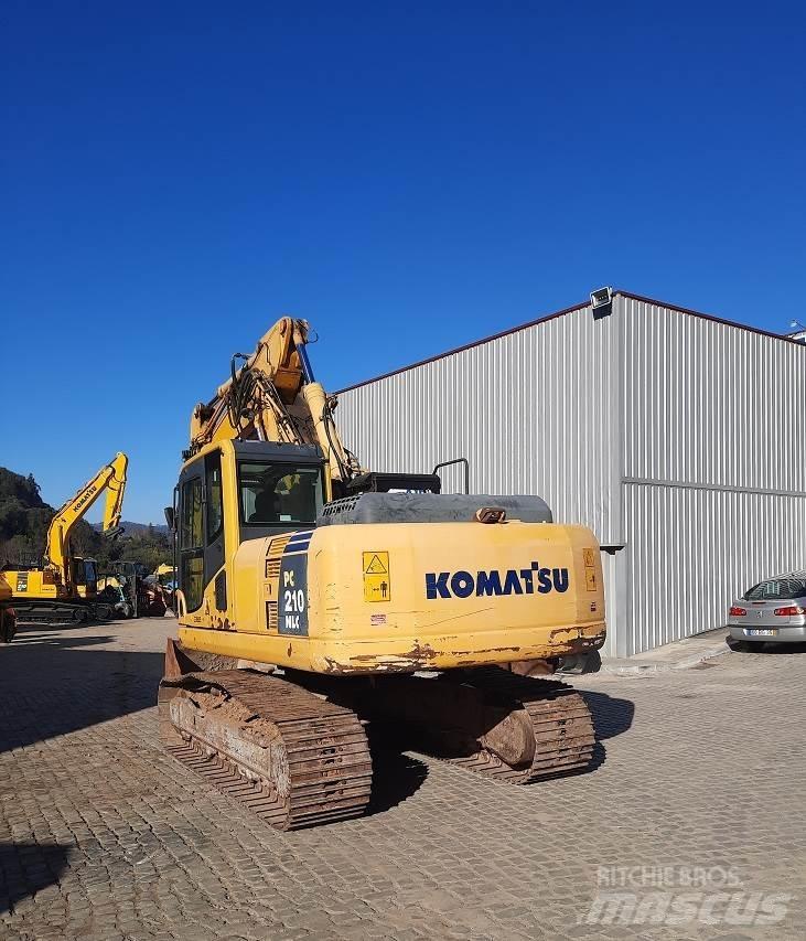 Komatsu PC210NLC-8K Roomikekskavaatorid