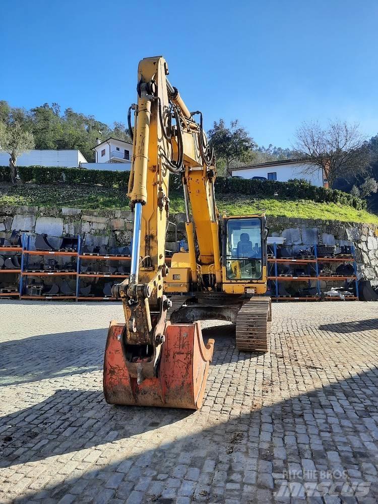 Komatsu PC210NLC-8K Roomikekskavaatorid