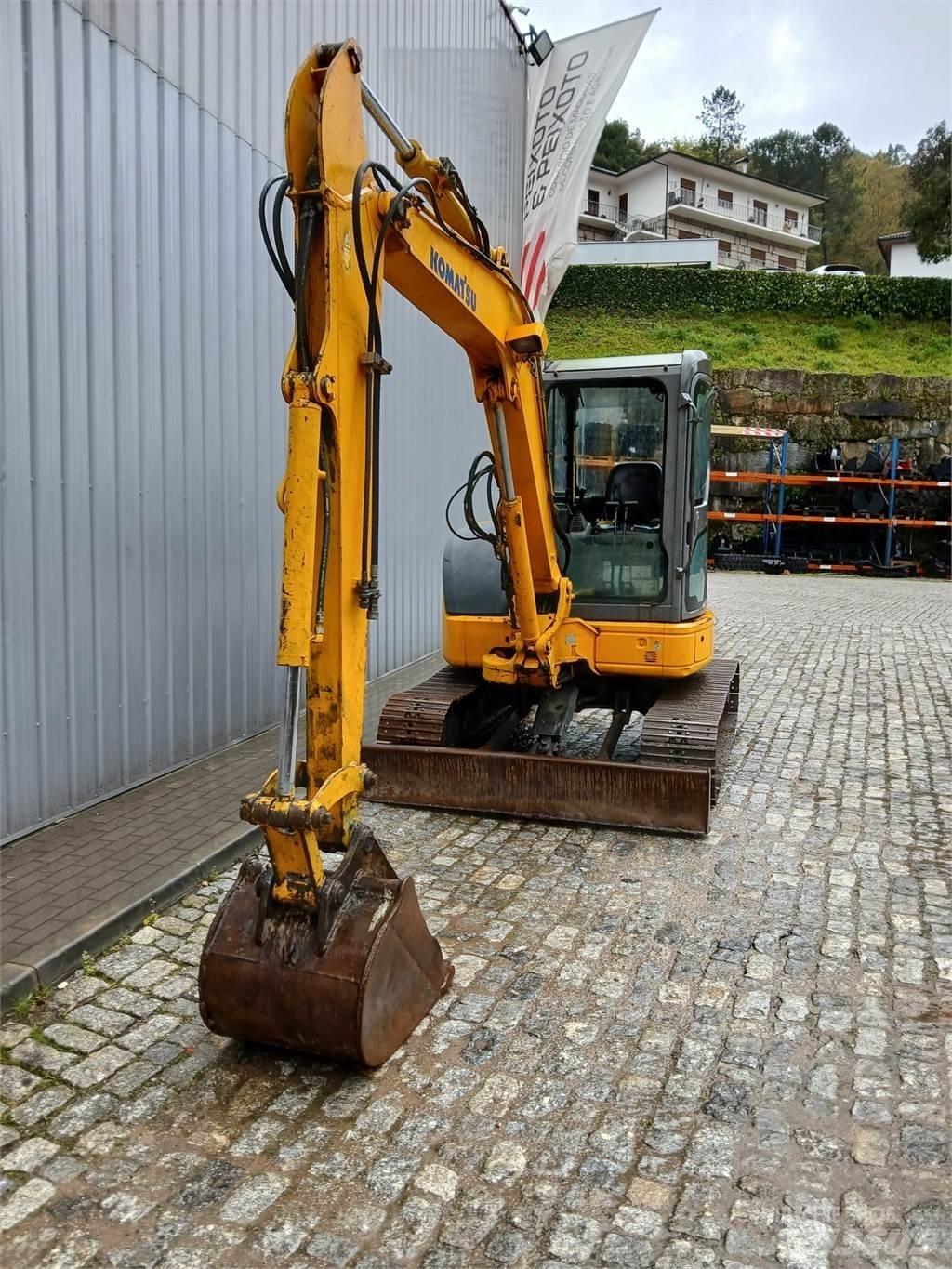 Komatsu PC50MR-2 Miniekskavaatorid < 7 t