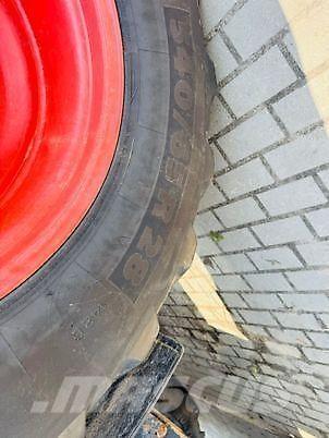 CLAAS ARION 640 Traktorid