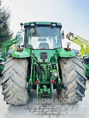 John Deere 8310 Traktorid