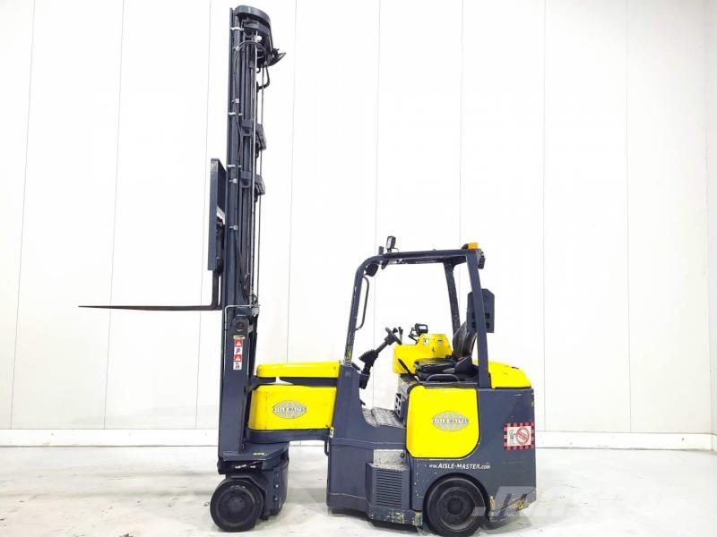 Aisle-Master 20SHE Kitsa vahekäigu tõstukid