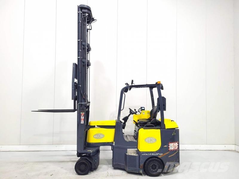 Aisle-Master AM20SHE Kitsa vahekäigu tõstukid