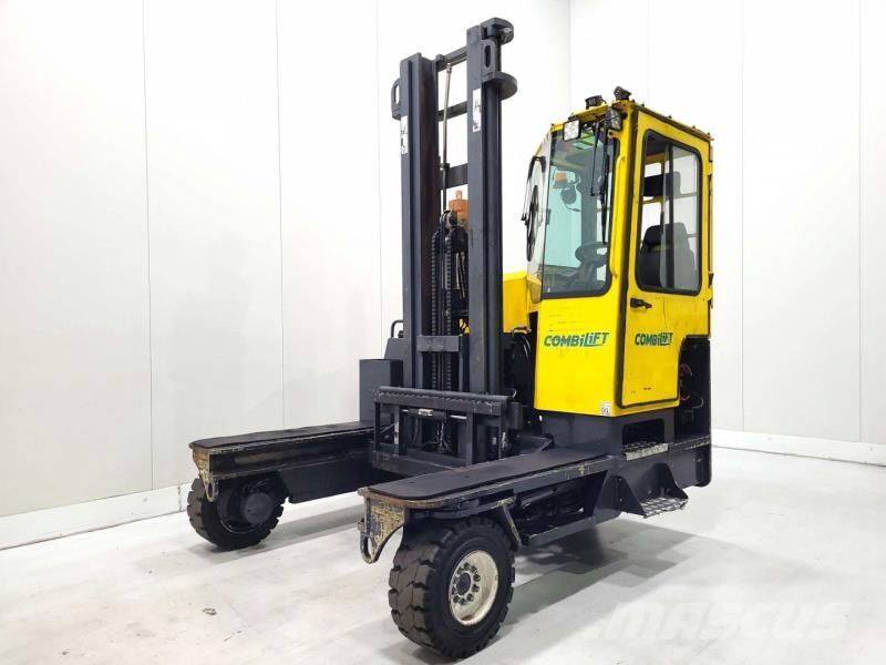 Combilift C5000XL Neljasuuna lükandmastiga tõstukid