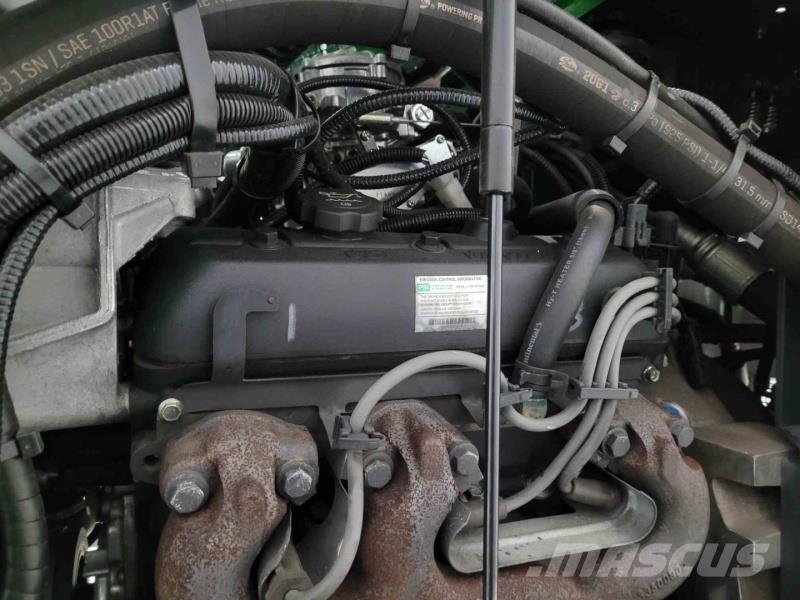 Combilift C8000 GAS Neljasuuna lükandmastiga tõstukid