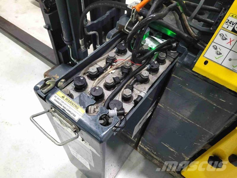 Combilift CS1500 Platvormiga virnastajad