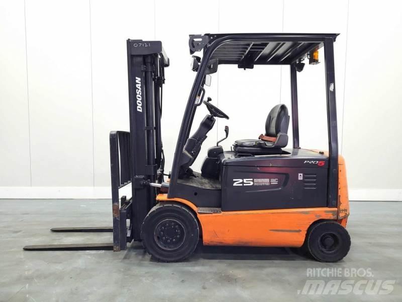 Doosan B25X-5 Elektritõstukid
