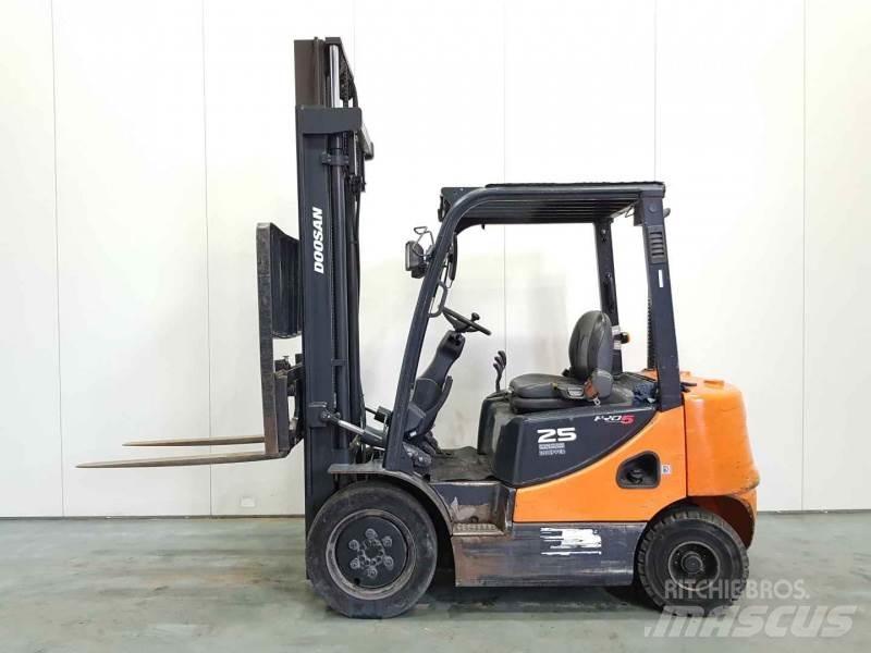 Doosan D25S-5 Diiseltõstukid