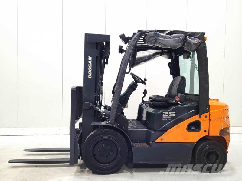 Doosan D25S-7 Diiseltõstukid