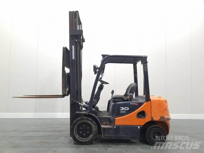 Doosan D30S-5 Diiseltõstukid