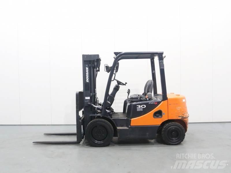 Doosan D30S-5 Diiseltõstukid