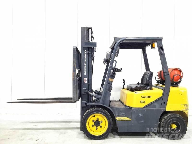Doosan GP30-3 Gaasitõstukid