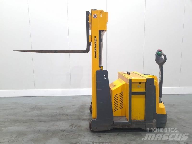 Jungheinrich EJG 108 Platvormiga virnastajad