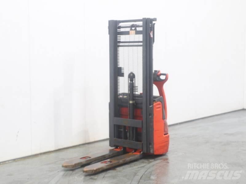 Linde L10 379 Käsikahvelkärud