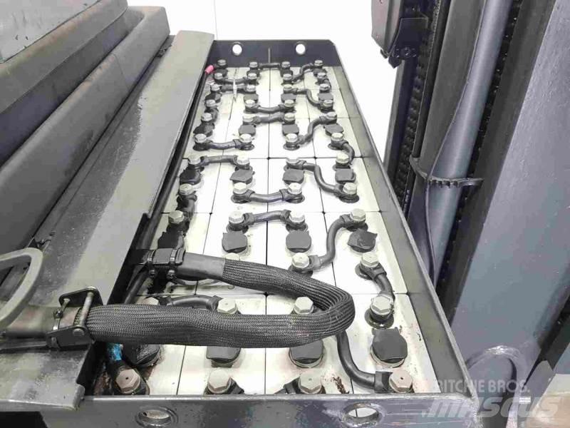 Linde R14HD-01 1120 Lükandmastiga tõstukid