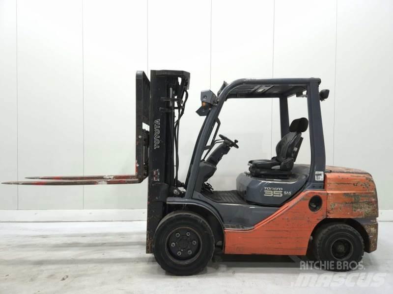 Toyota 52-8FDJF35 Diiseltõstukid