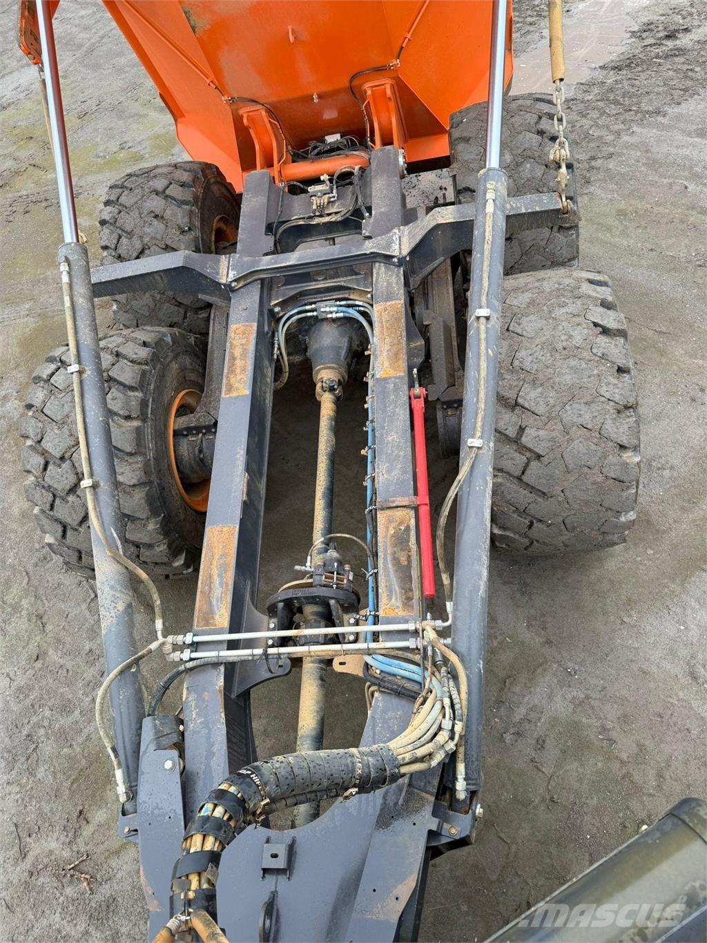 Doosan DA30 Liigendraamiga pinnaseveokid