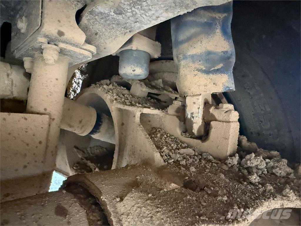 Doosan DA45 Liigendraamiga pinnaseveokid