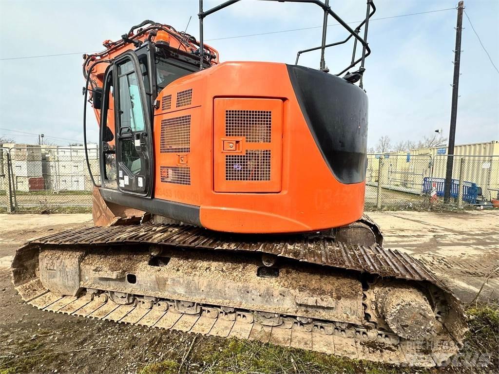Hitachi ZX225USLC-6 Roomikekskavaatorid