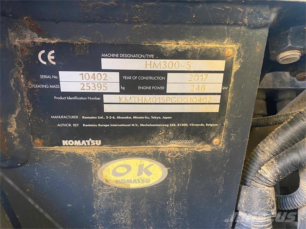 Komatsu HM300-5 Liigendraamiga pinnaseveokid