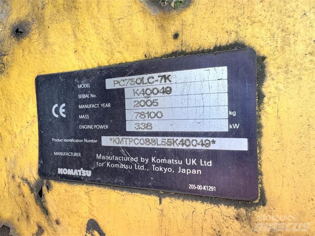 Komatsu PC750LC-7K Roomikekskavaatorid
