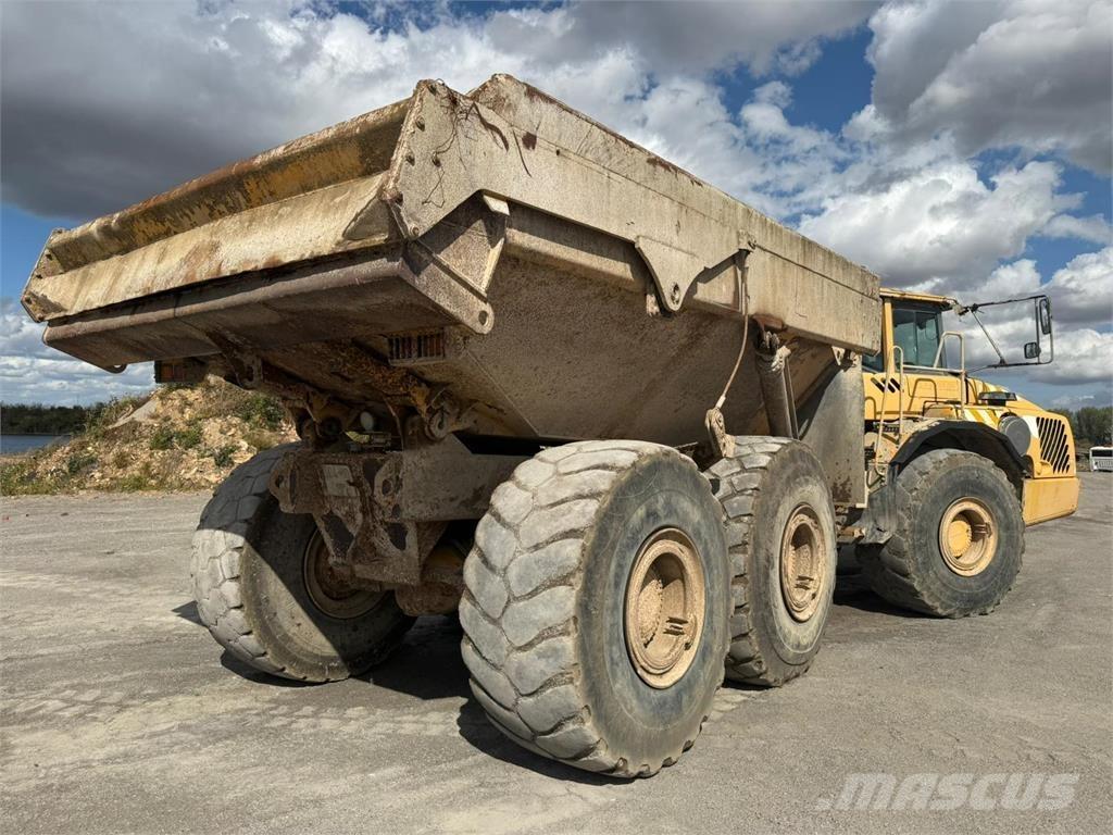Volvo A40D Liigendraamiga pinnaseveokid