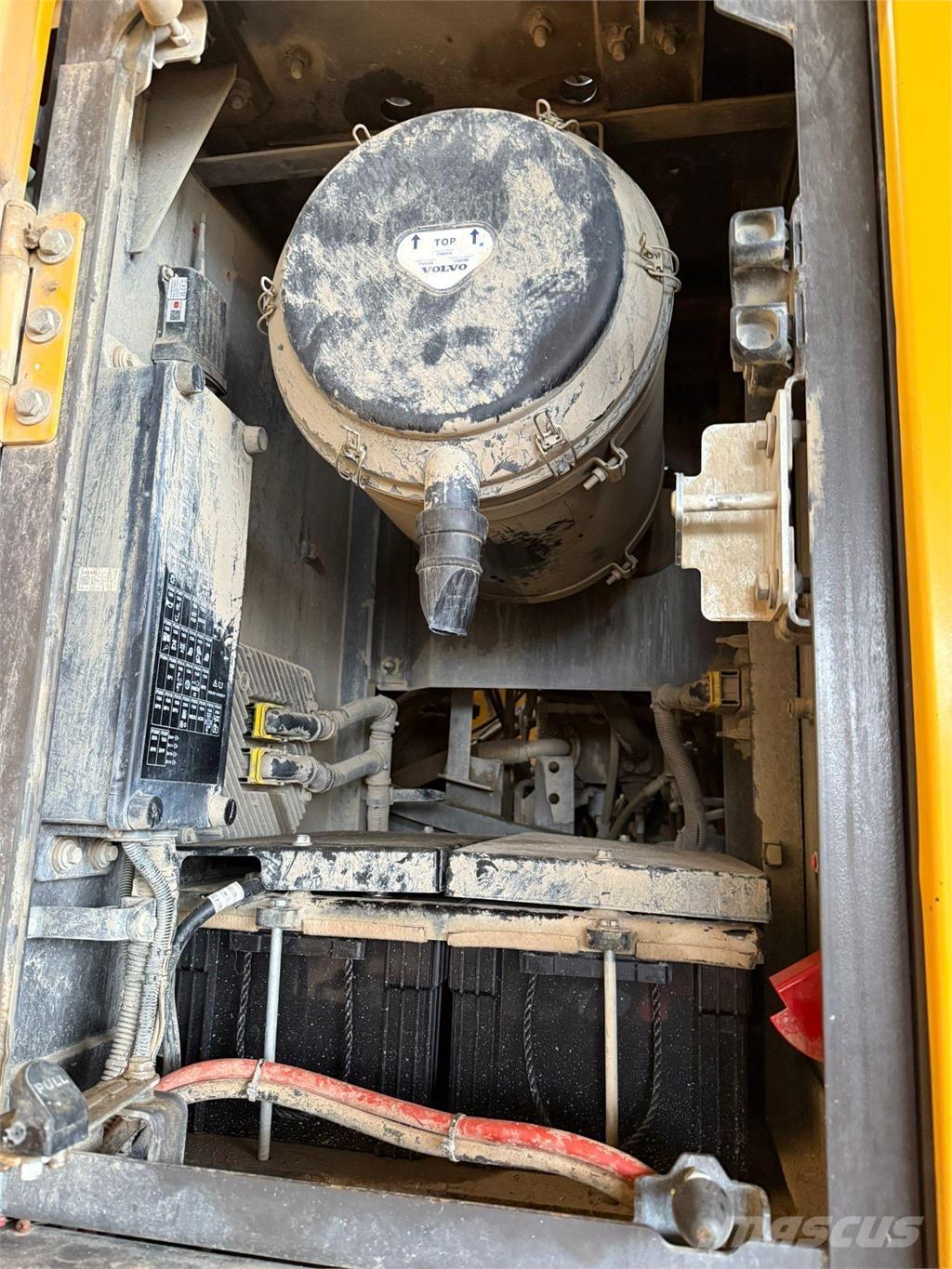 Volvo EC380EL Roomikekskavaatorid