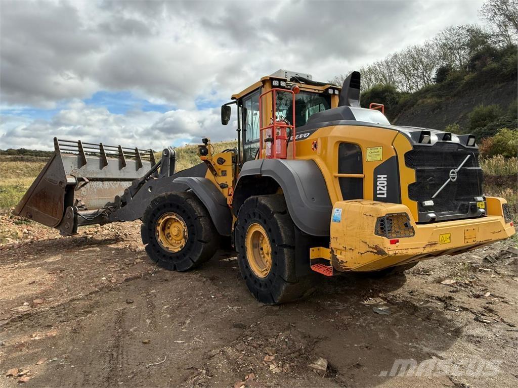 Volvo L120H Rataslaadurid