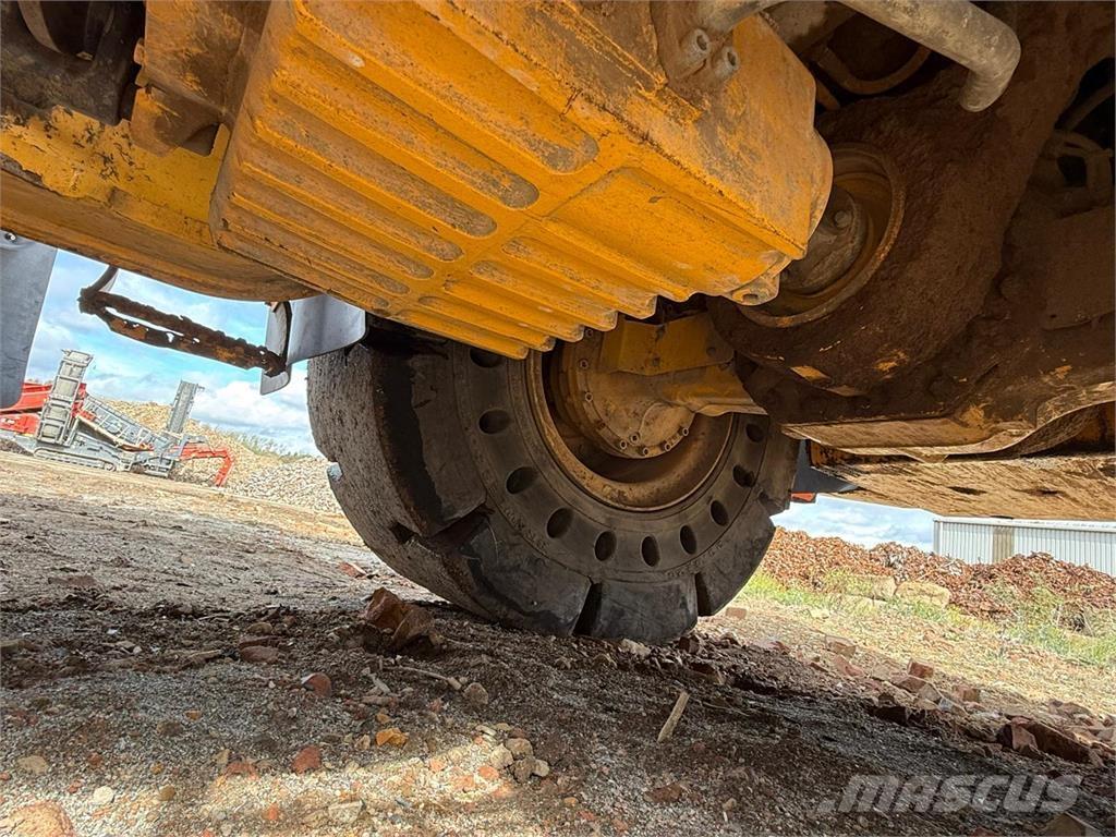 Volvo L120H Rataslaadurid
