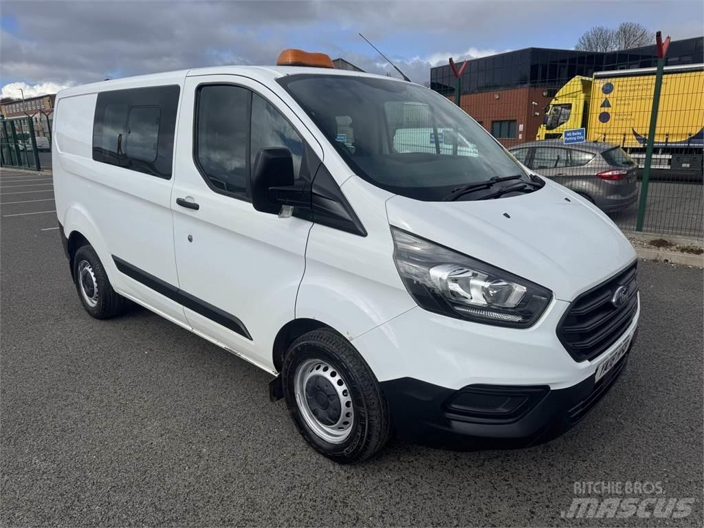 Ford  Väikebussid