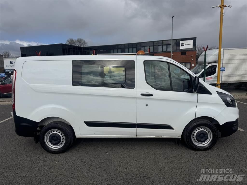 Ford  Väikebussid