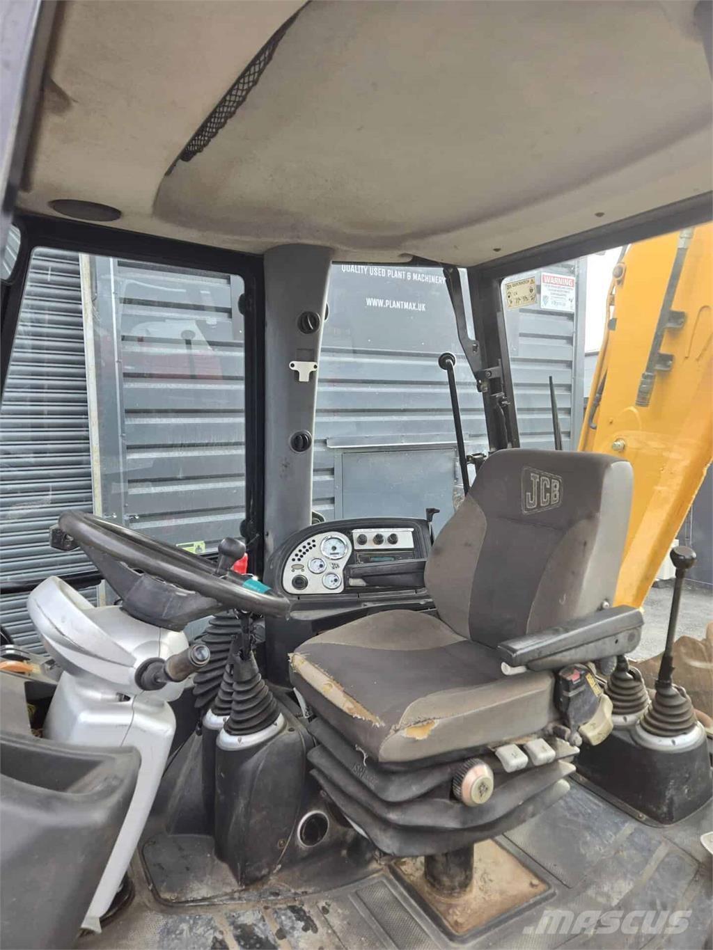 JCB 3CX Ekskavaatorlaadurid