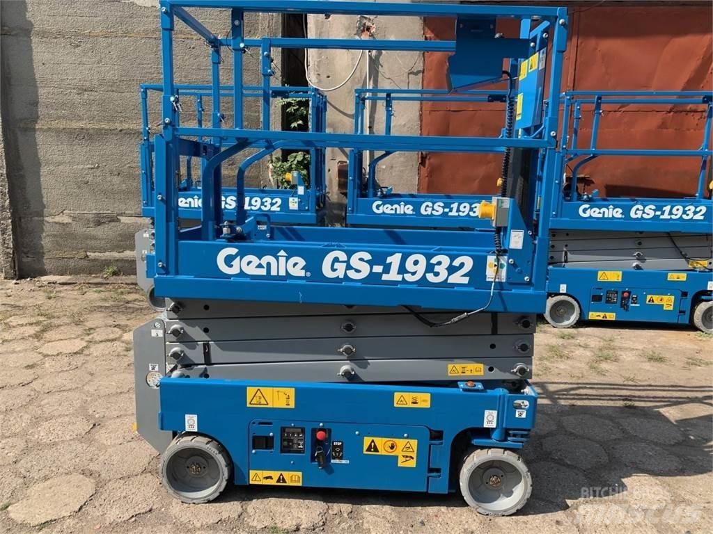 Genie 1932 Käärtõstukid