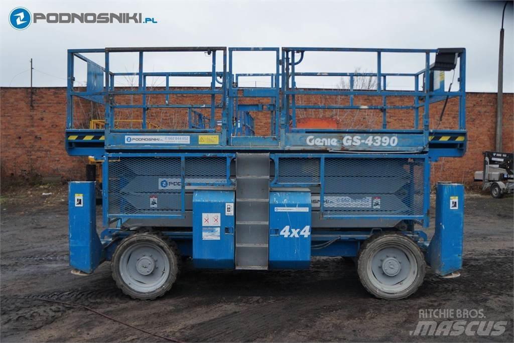 Genie 4390 Käärtõstukid