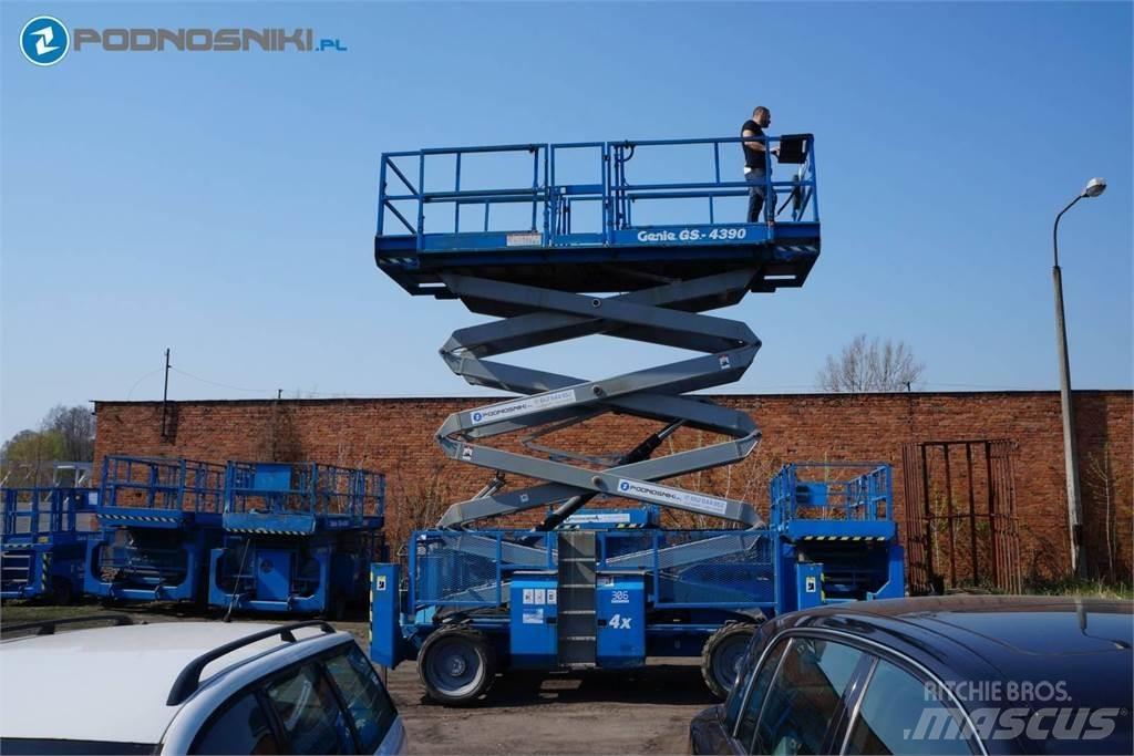 Genie 4390 Käärtõstukid