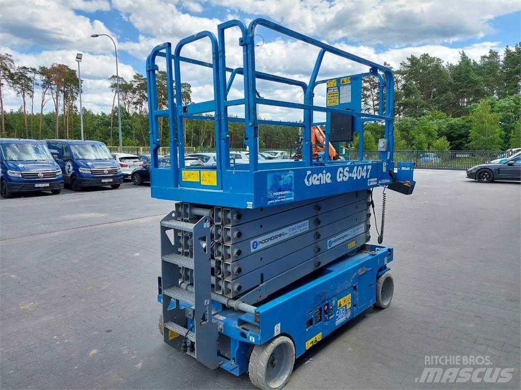 Genie GS-4047 Käärtõstukid