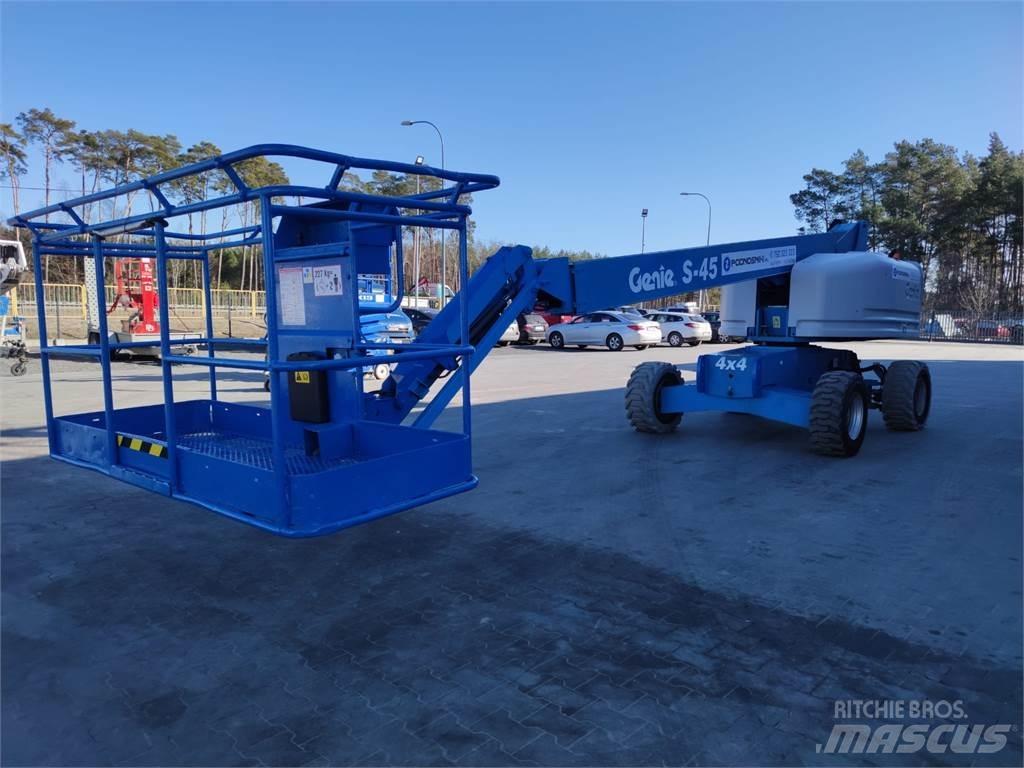 Genie S-45 Teleskoop poomtõstukid