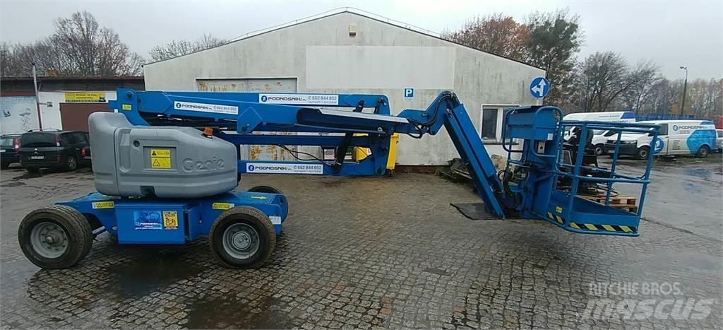 Genie Z45/25J Iseliikuvad poomtõstukid