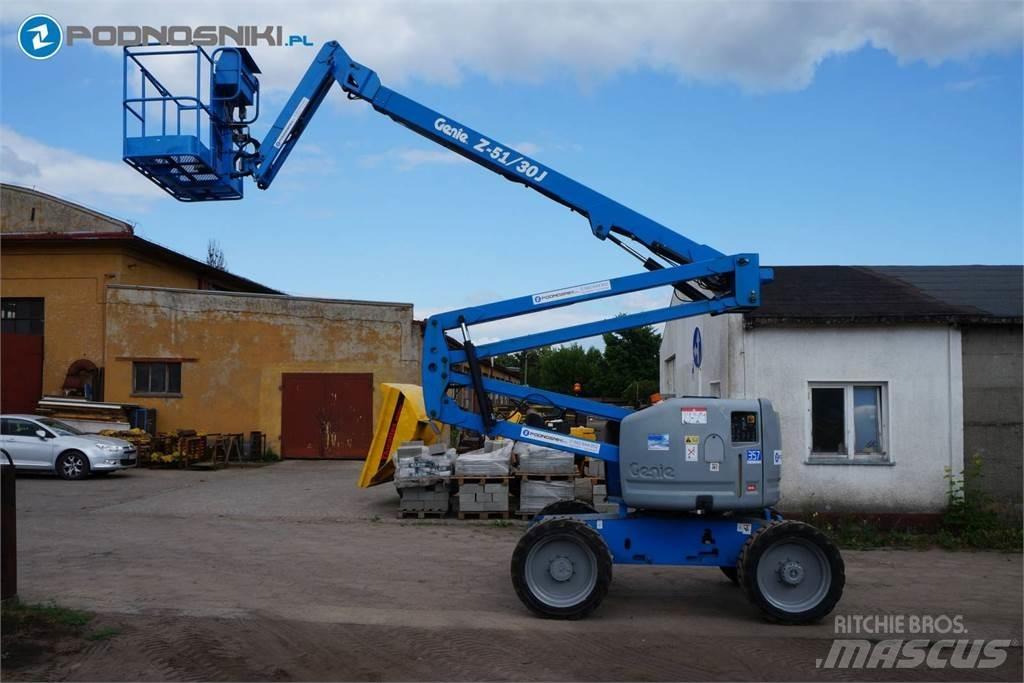 Genie Z51/30J Iseliikuvad poomtõstukid