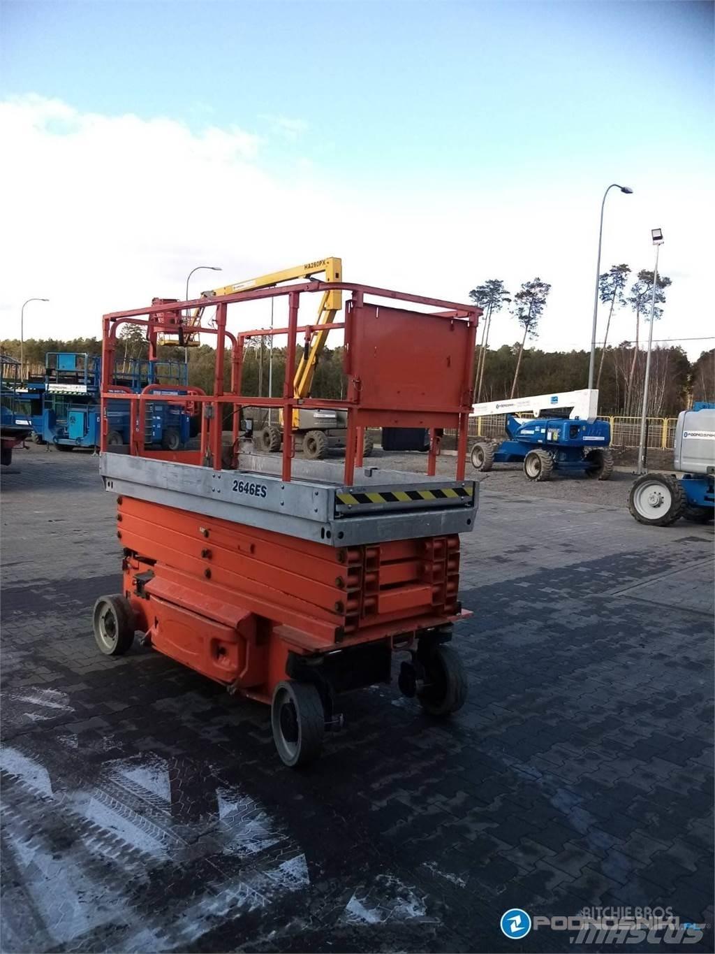 JLG 2646ES Käärtõstukid