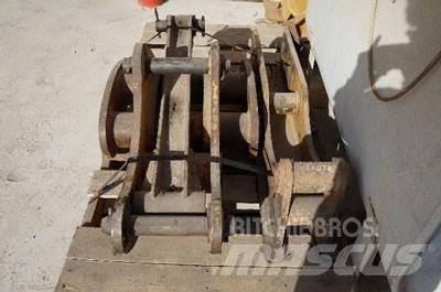 CAT 320C/DL Thumb Muud osad