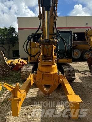 CAT 325FL CR Materjalikäitlusmasinad