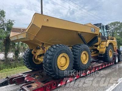 CAT 725 04A Liigendraamiga pinnaseveokid