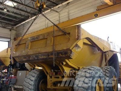 CAT 735 Tailgate Muud osad