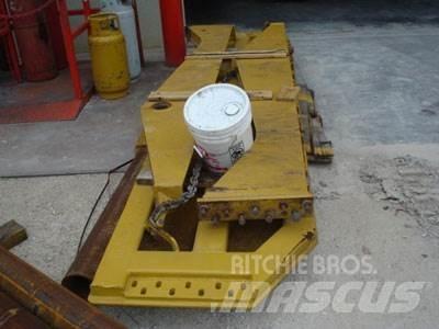 CAT 740 Tailgate Muud osad