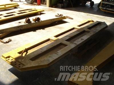 CAT 740 Tailgate Muud osad